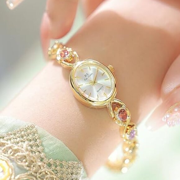 Fashion Gold Bracelet Watch for Women - Vintage Quartz  Ladies Gold Bracelet Dress Quartz Wrist Watch Waterproof Bangle Vintage Style